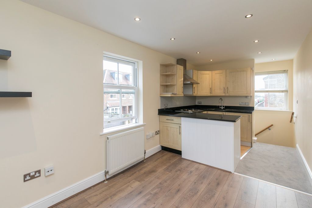 Property photo 2 of 15 Kitchen / Living Room