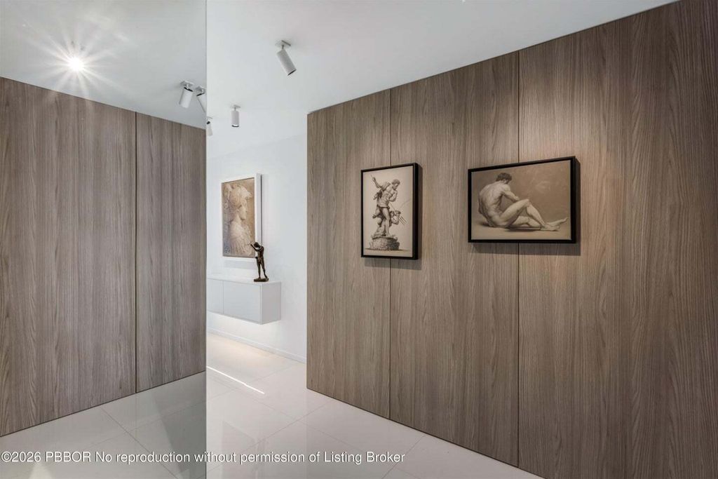Property photo 3 of 10 <Alttext/>