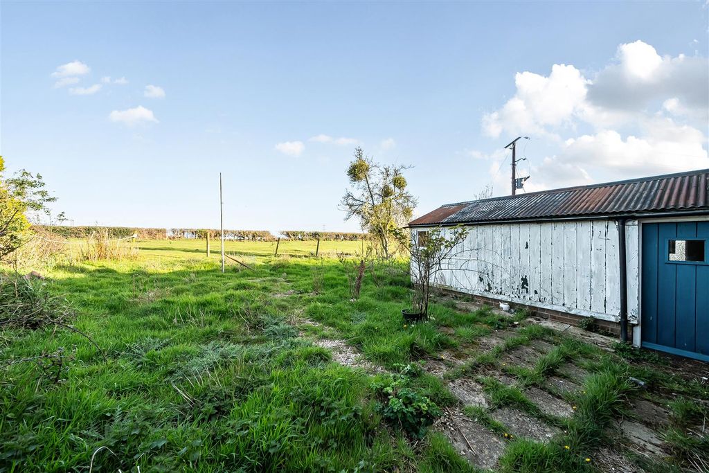 Property photo 3 of 20 1433289-6-69c56Efec83ce.Jpg