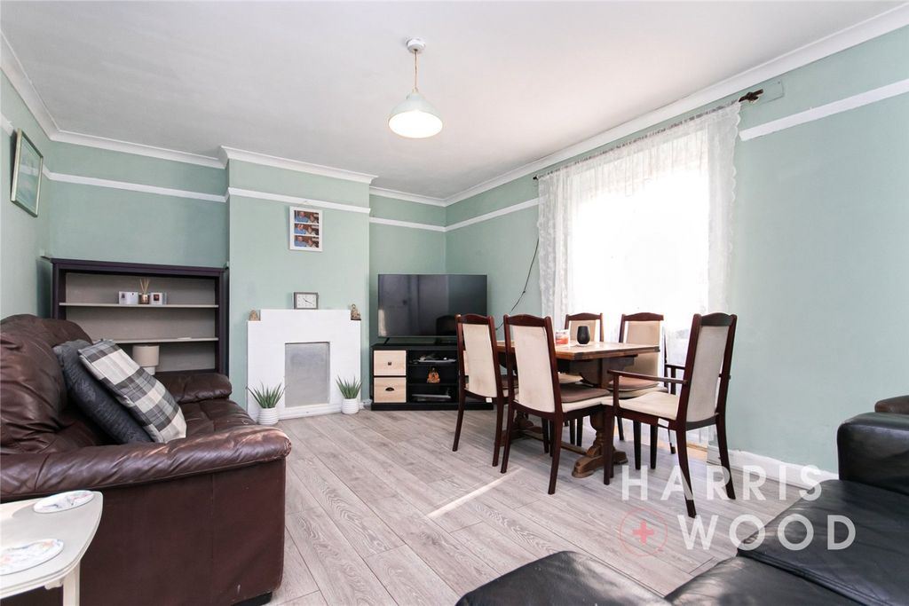 Property photo 3 of 21 3917163