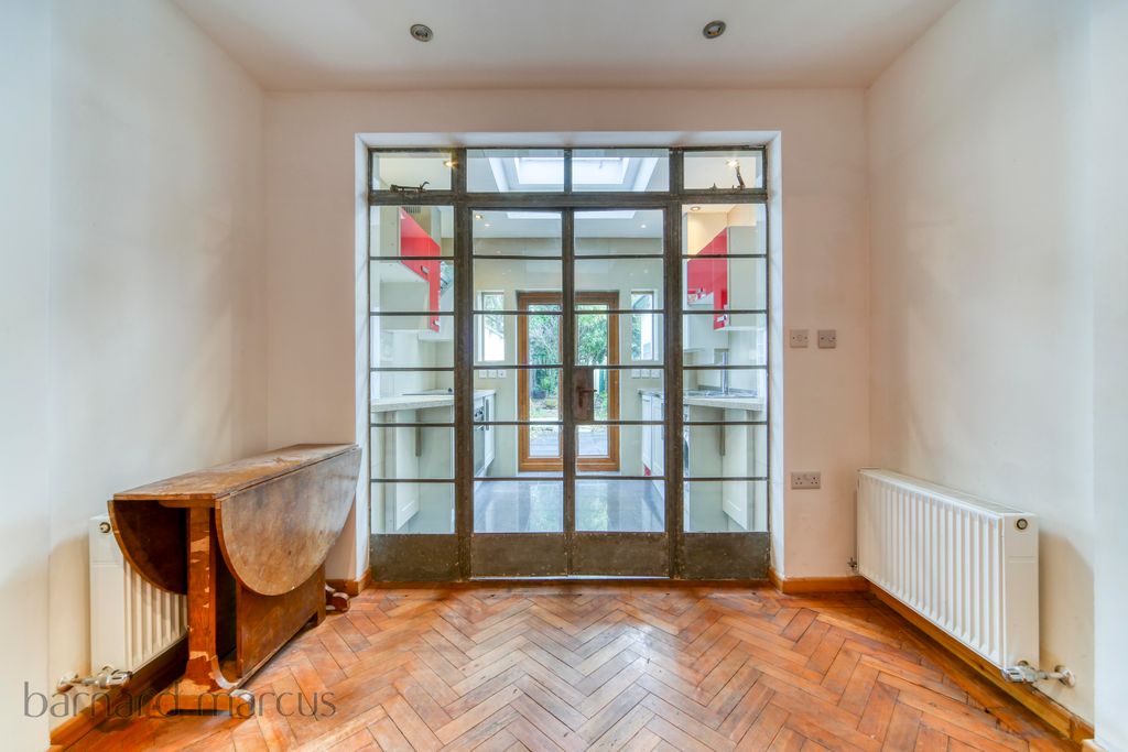 Property photo 3 of 11 Reception Room