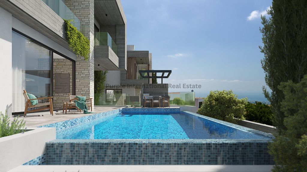 Property photo 3 of 18