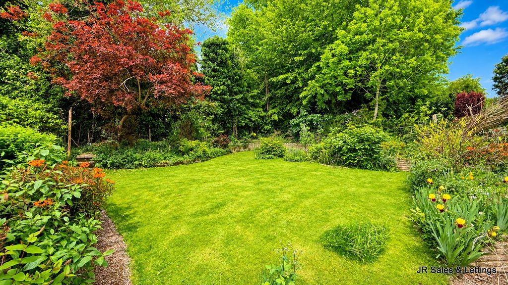 Property photo 2 of 23 3.Jpg