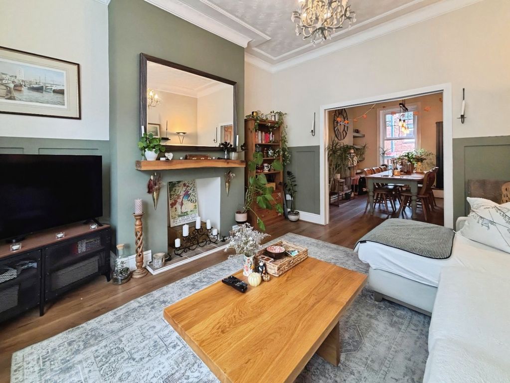 Property photo 2 of 16 4344921