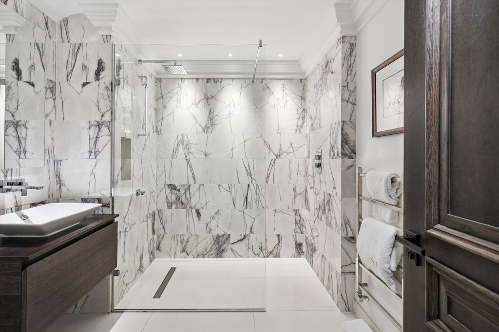 Additional image 24 of 6 bed detached house for saleEsher Park Avenue, Esher, Surrey KT10