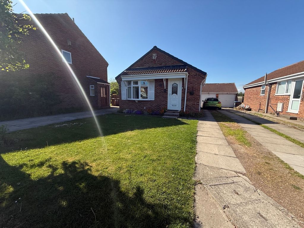 Property photo 1 of 8
