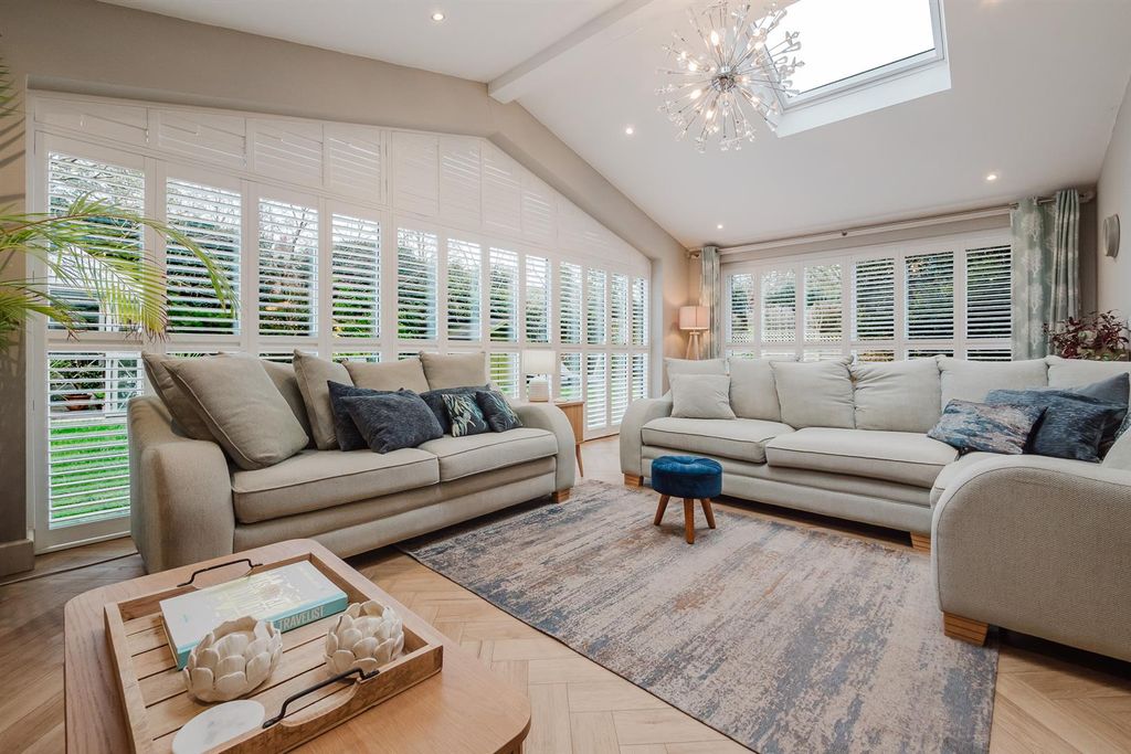 Property photo 2 of 39 Image2