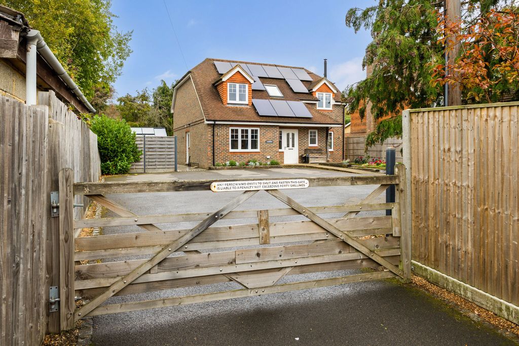 Property photo 1 of 10 1