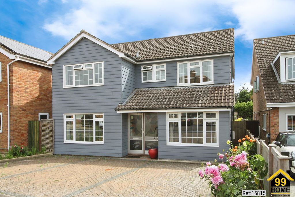 Property photo 1 of 17 Photo 0