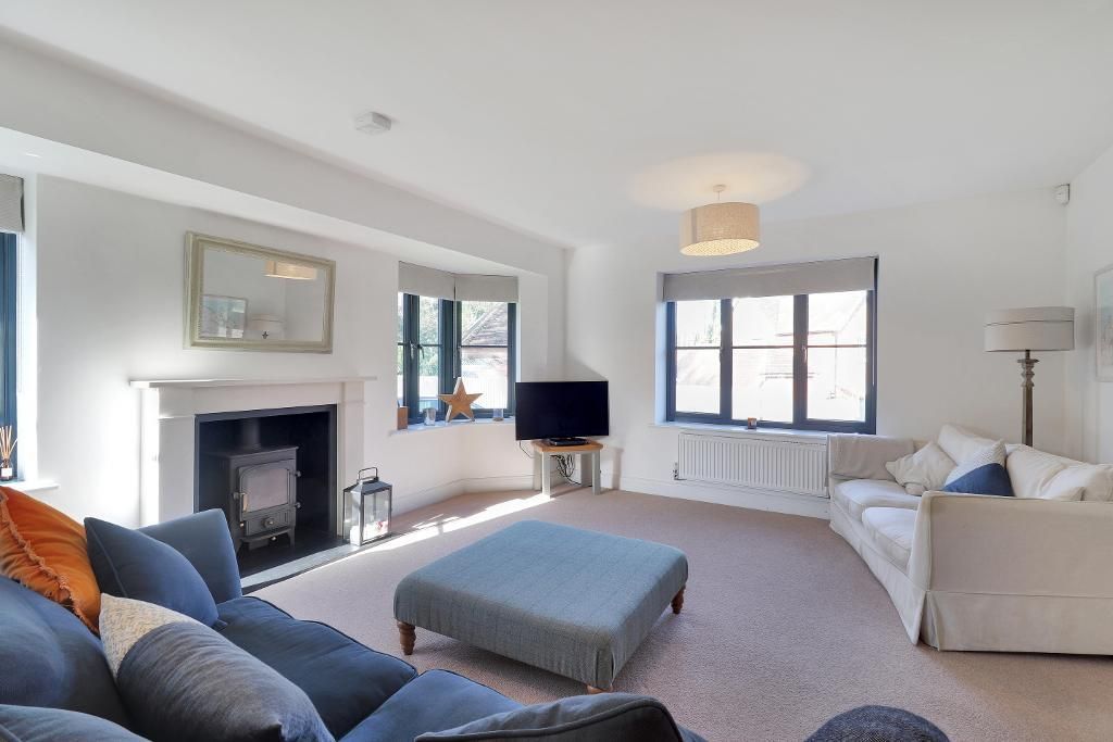 Property photo 2 of 15 Photo 2