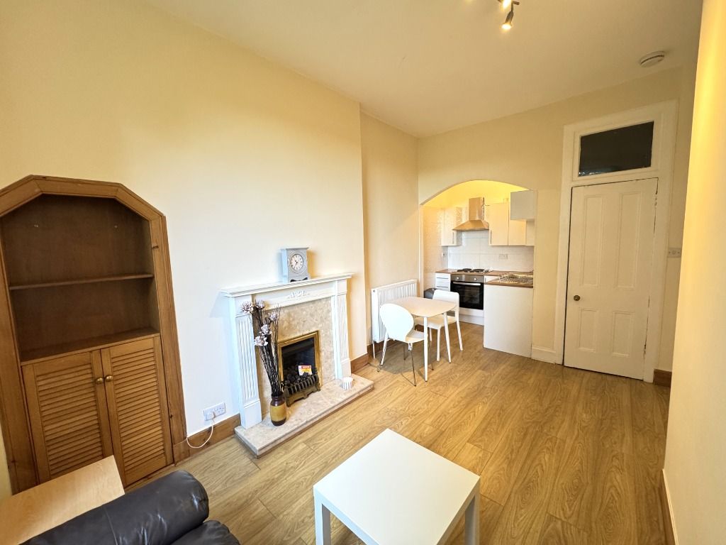 Property photo 3 of 10 Photo 3