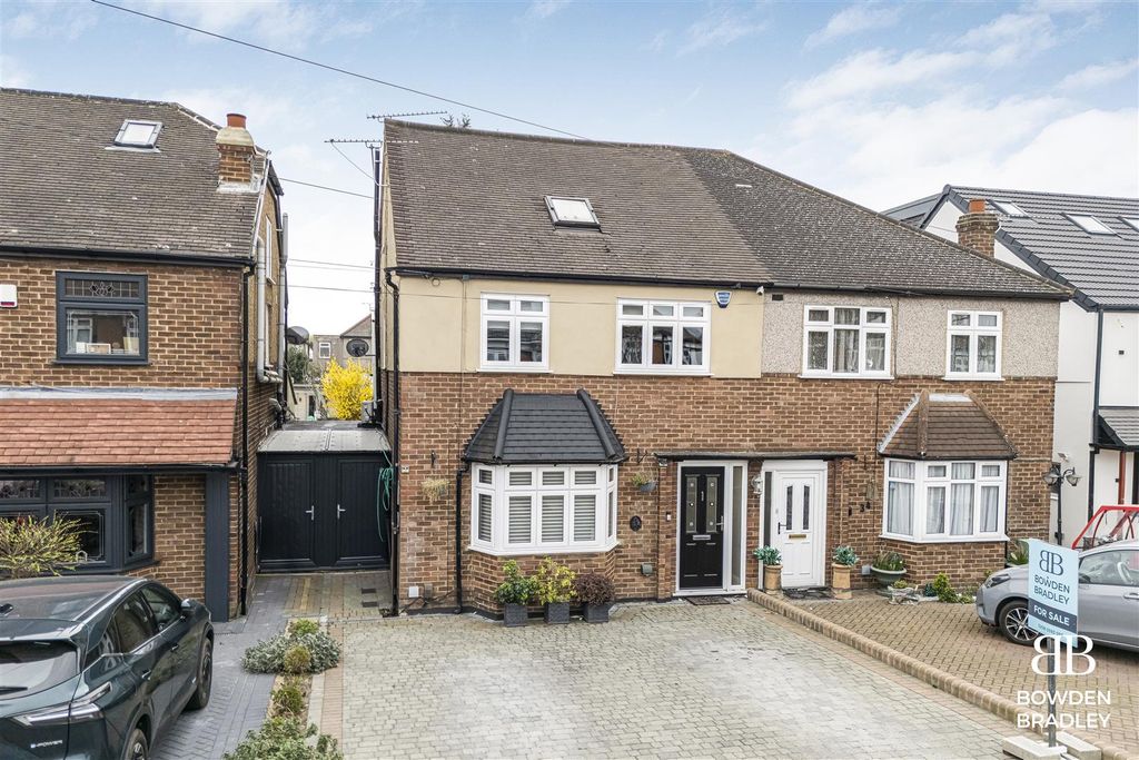 Property photo 2 of 26 Front