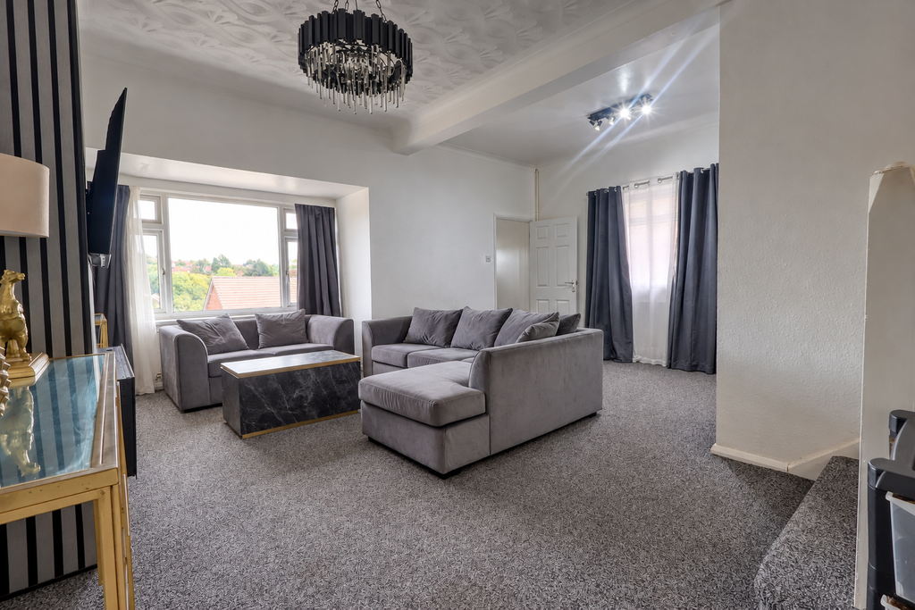 Property photo 2 of 14 Picture No. 03