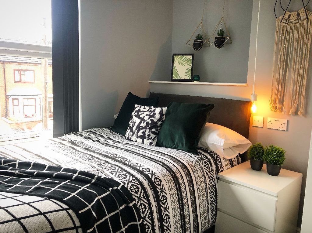 Property photo 1 of 4