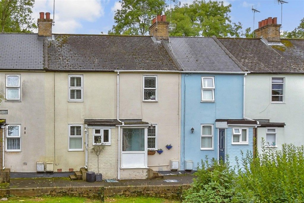 Property photo 2 of 11 External (Web)