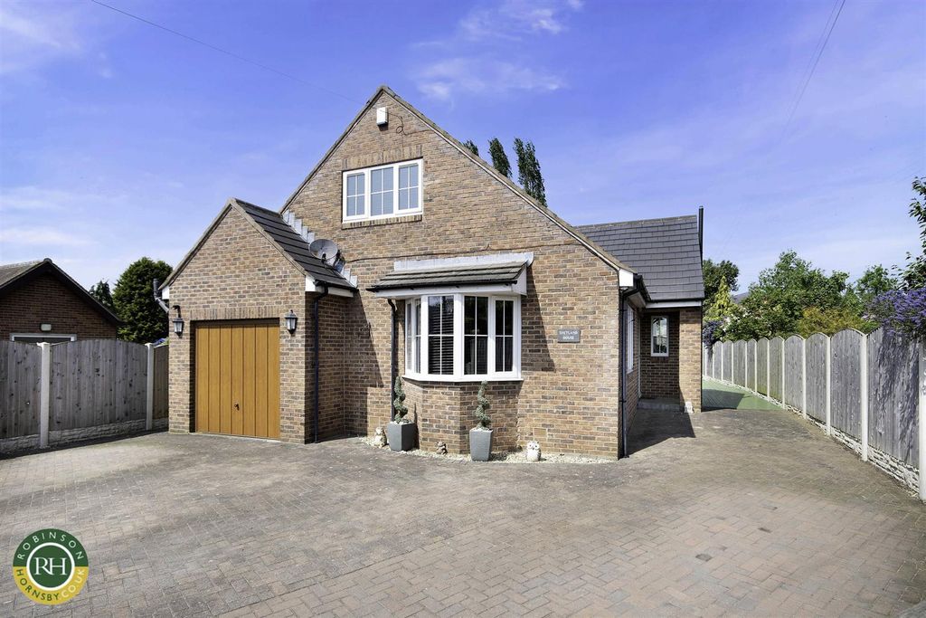 Property photo 1 of 24 Front External