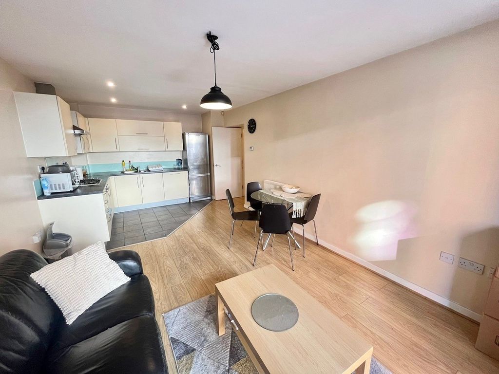 Property photo 2 of 11