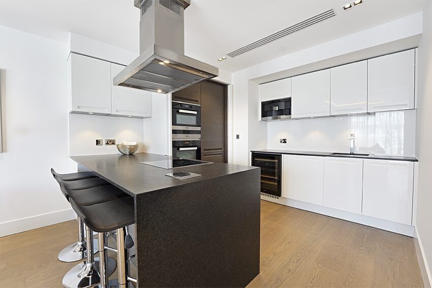 Property photo 2 of 19 Ped06155