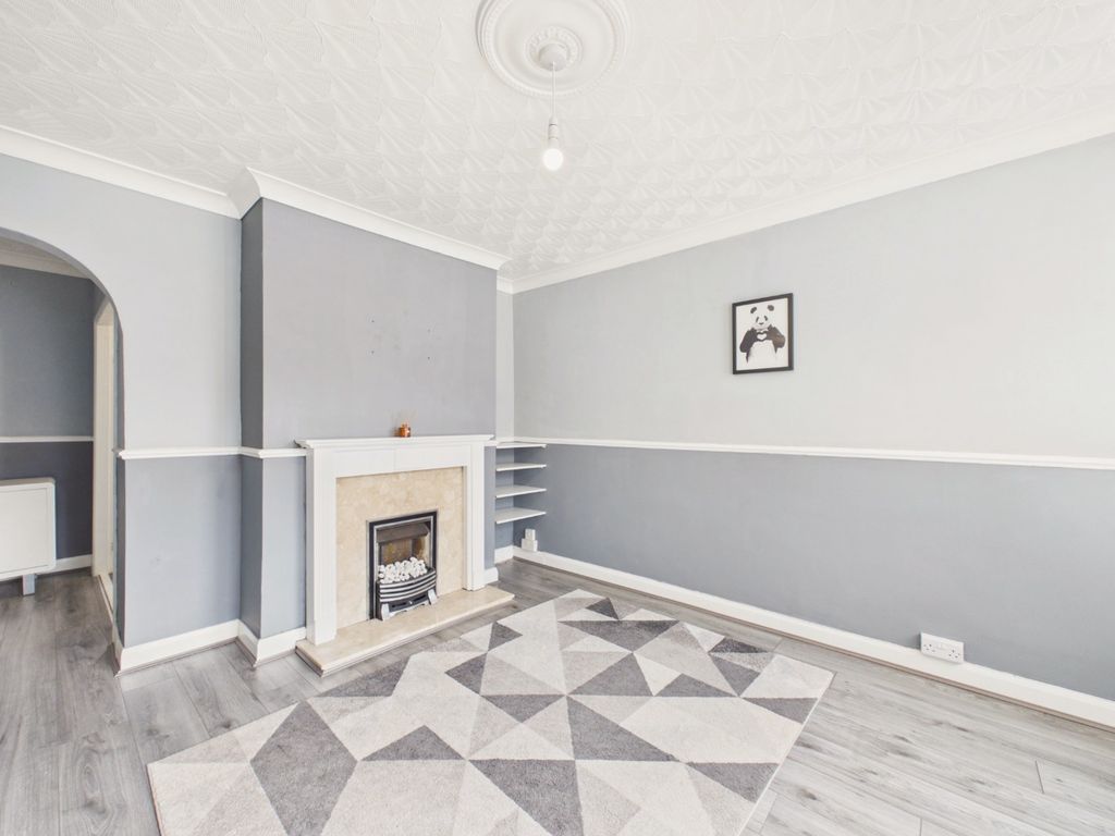 Property photo 3 of 14 5214513