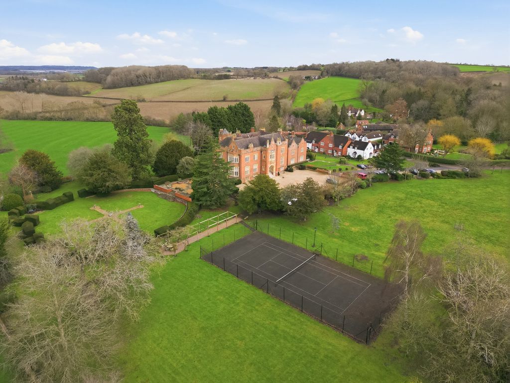 Property photo 3 of 24