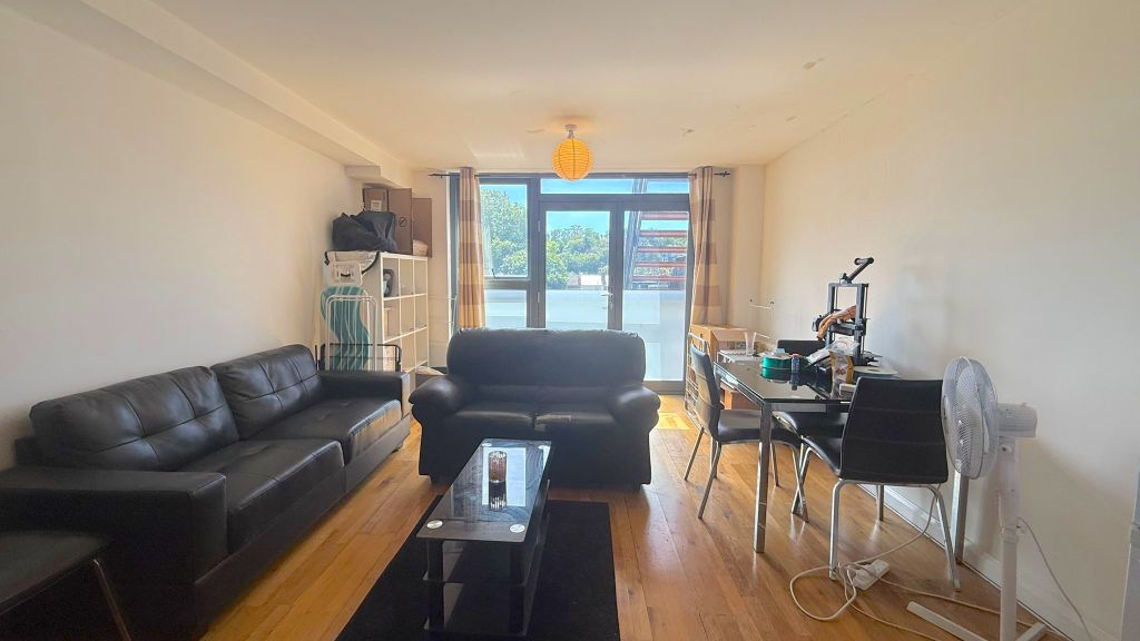 Property photo 3 of 10