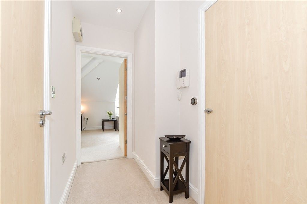 Property photo 3 of 10 Hallway