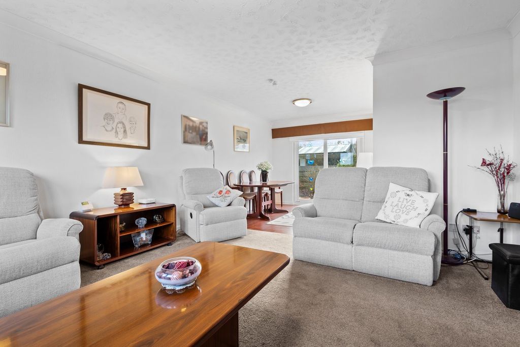 Property photo 3 of 26