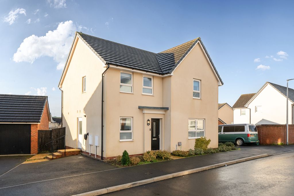 Property photo 1 of 20 1396524-1-6960d8d094135