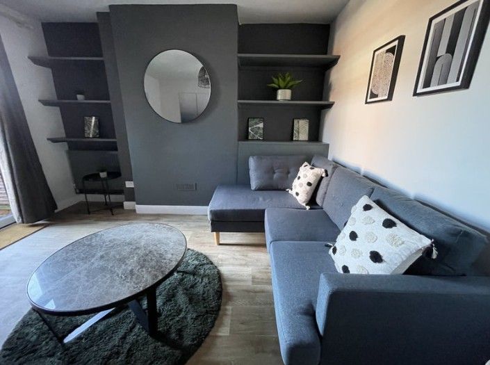 Property photo 3 of 6