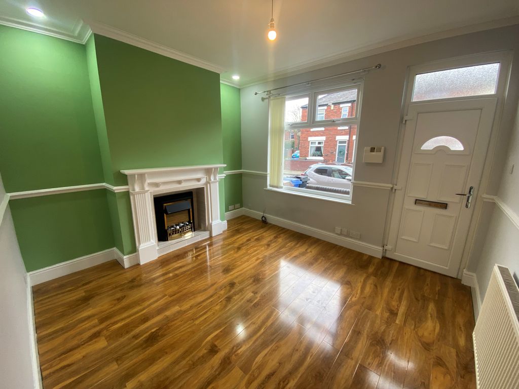 Property photo 2 of 10 Lounge