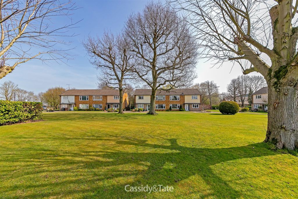 Property photo 2 of 17 22Ryecroftcourt-27.Jpg