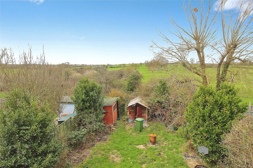 Property photo 2 of 18 Picture No. 07