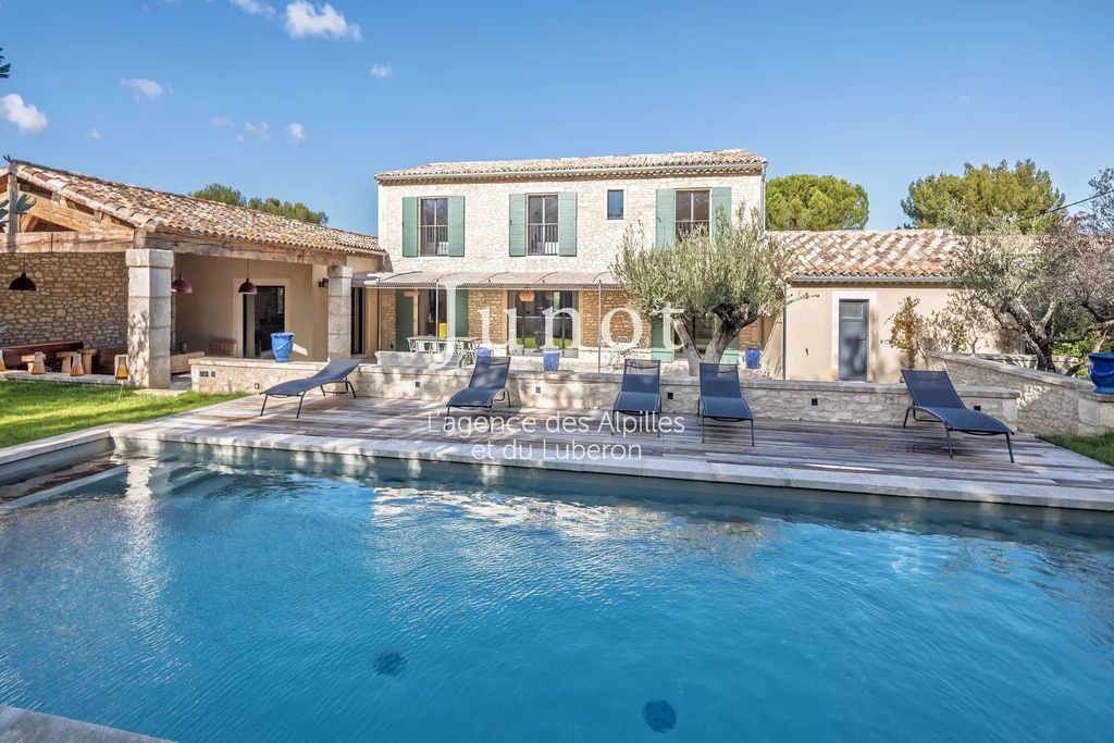 Property photo 1 of 31 Saint Rémy De Provence - Elegant Stone House