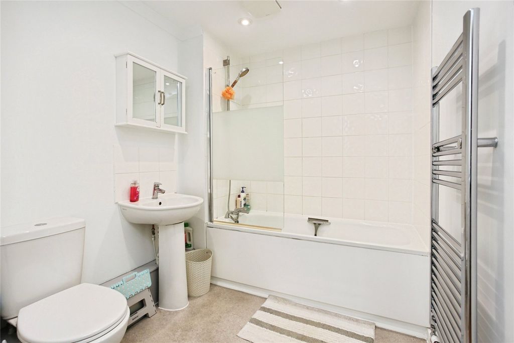 Property photo 3 of 18 Picture No. 07