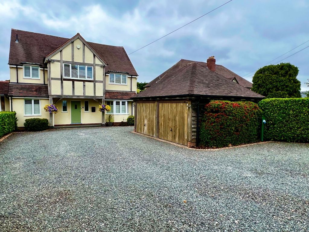 Property photo 2 of 44