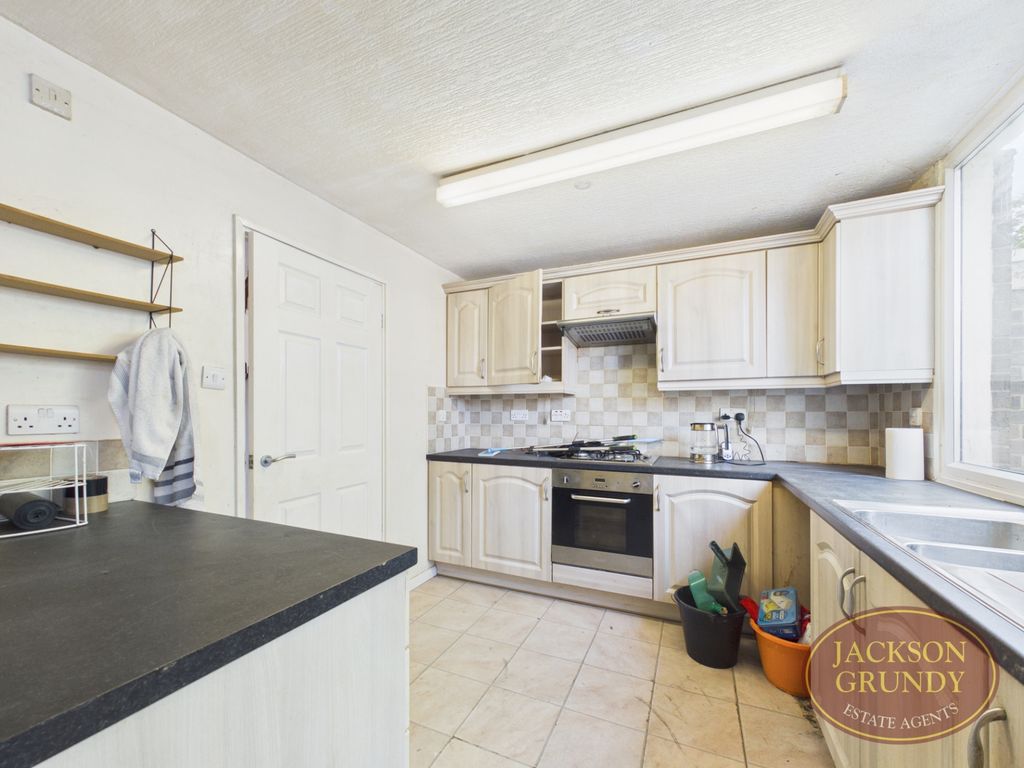 Property photo 3 of 13 Thyme Court