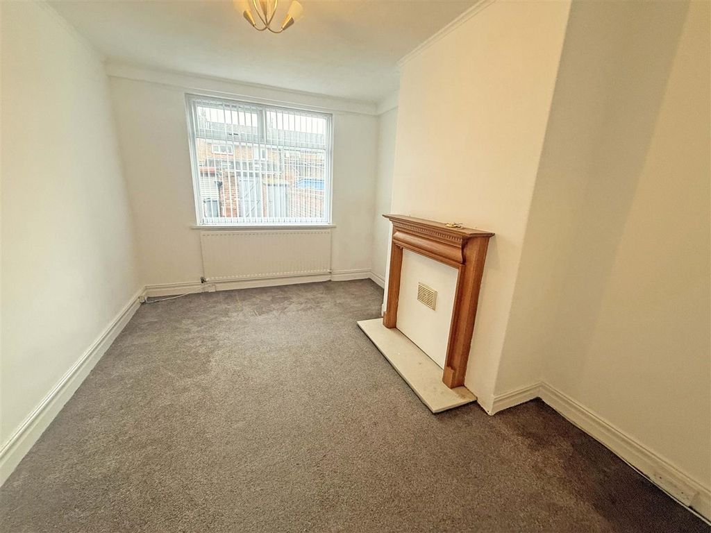 Property photo 2 of 7 Elsdon Terr Dining Area.Jpg