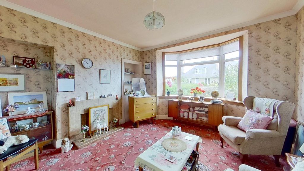 Property photo 2 of 25