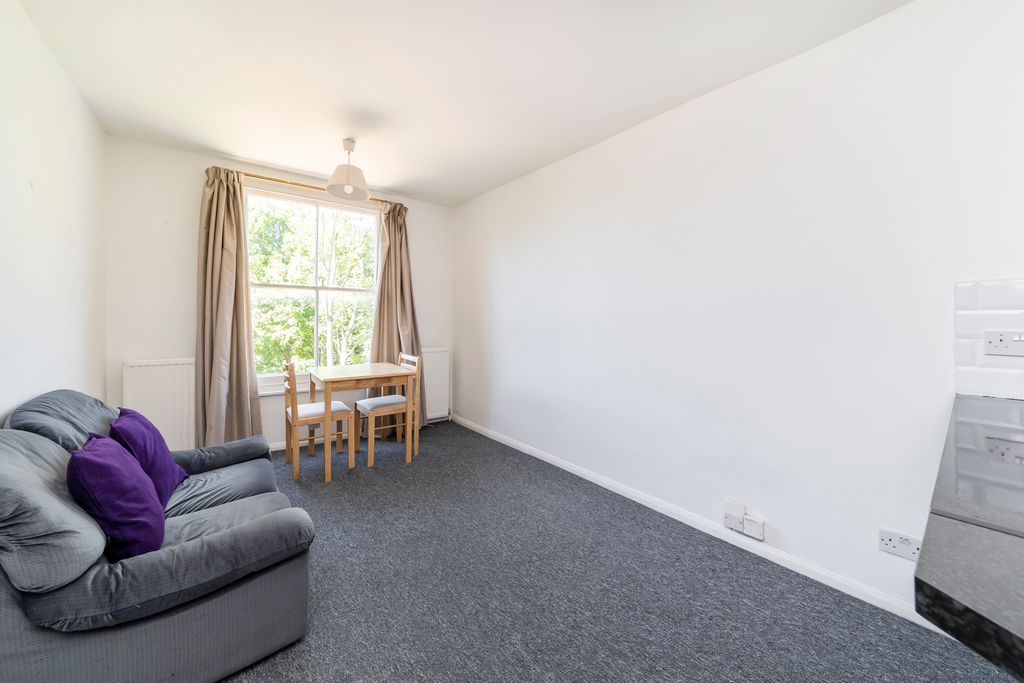 Property photo 1 of 11 1 - Dsc08281