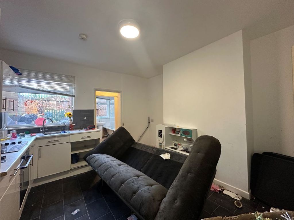 Property photo 3 of 9 Image 3