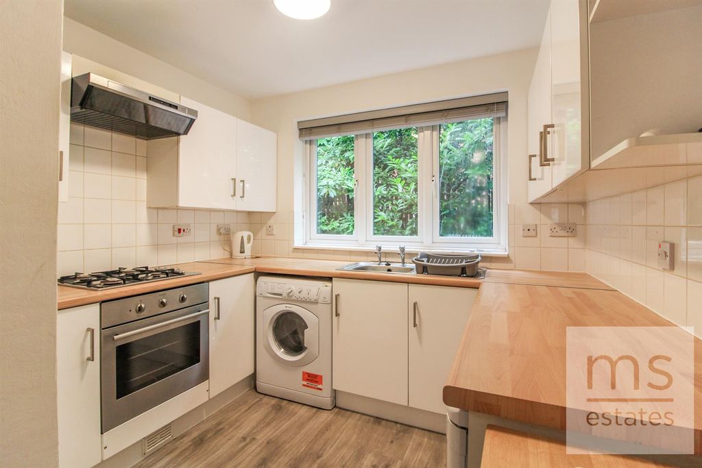 Property photo 1 of 6 Img_8915.Jpg