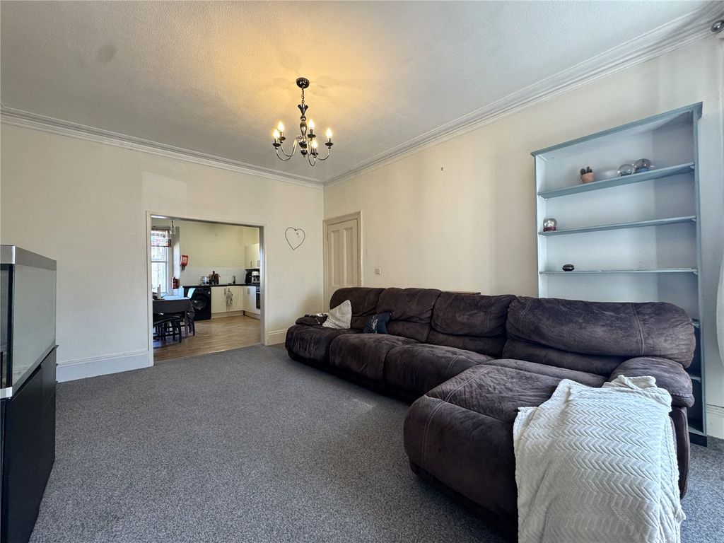 Property photo 3 of 18 Picture No. 03