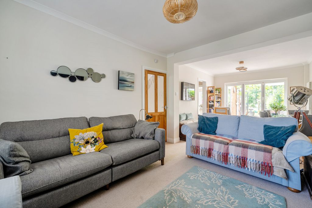 Property photo 2 of 16 1466858-18-6A1732...