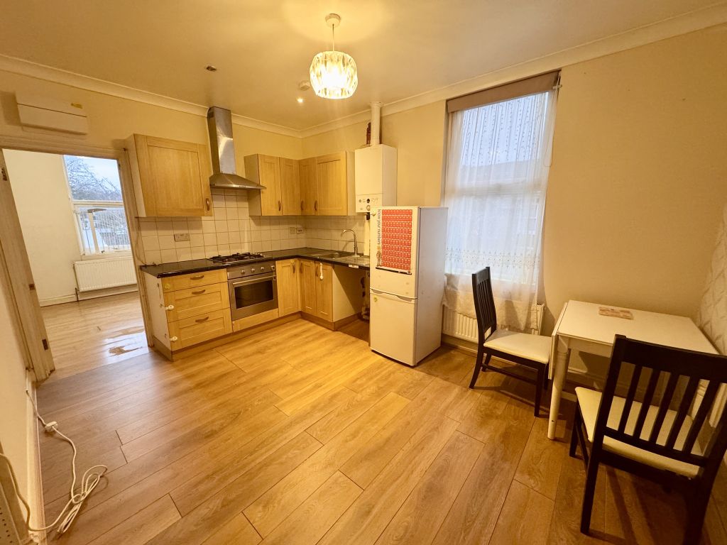 Property photo 2 of 8