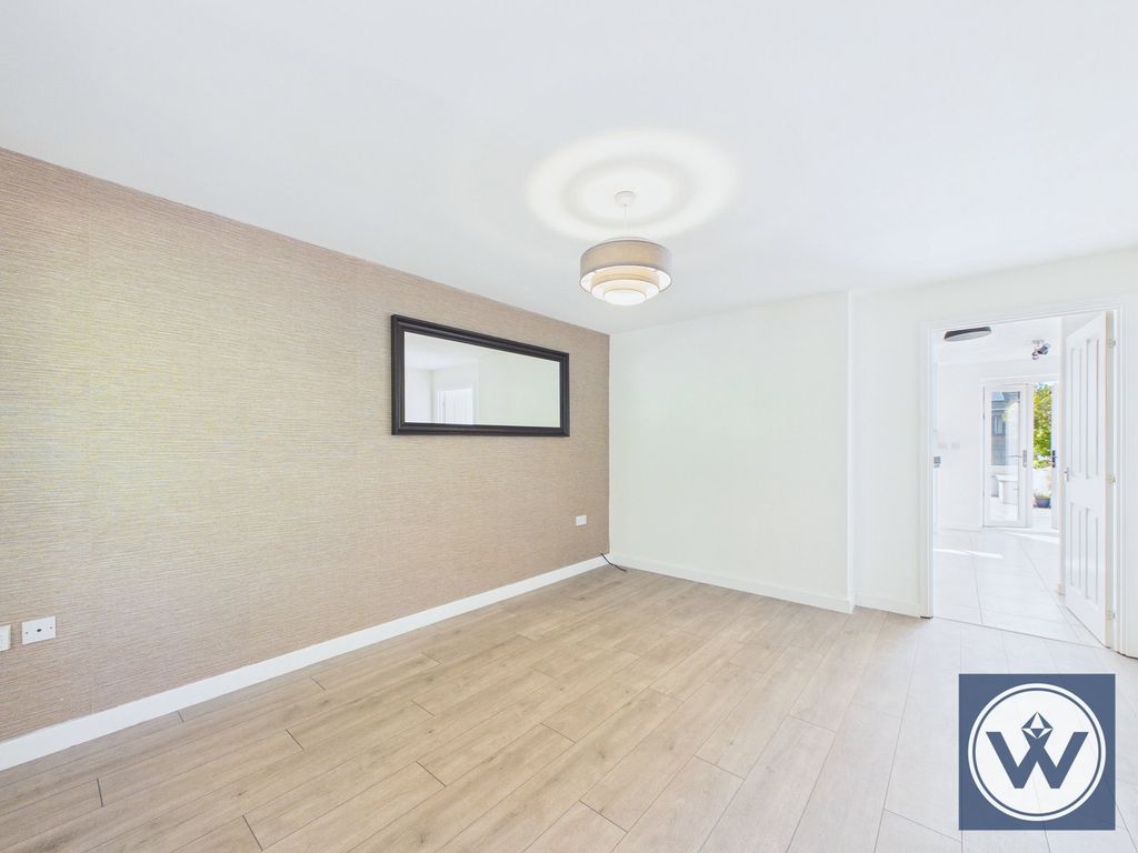 Property photo 2 of 56