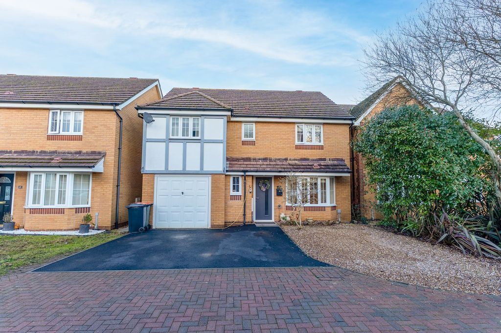 Property photo 1 of 26