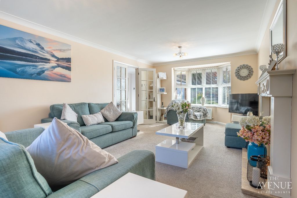 Property photo 3 of 23 5018243