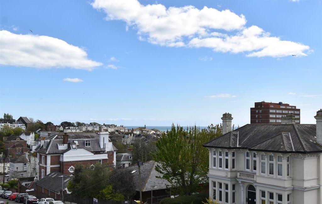 Property photo 2 of 12 Views