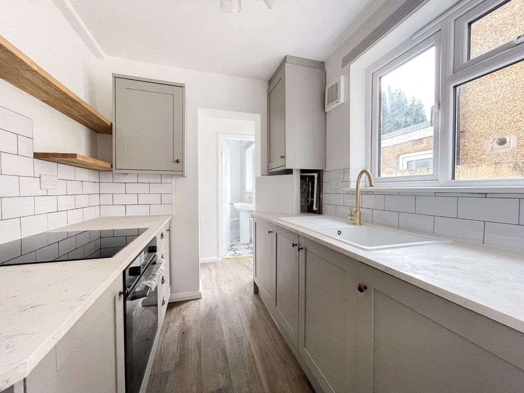 Property photo 2 of 14 4397931