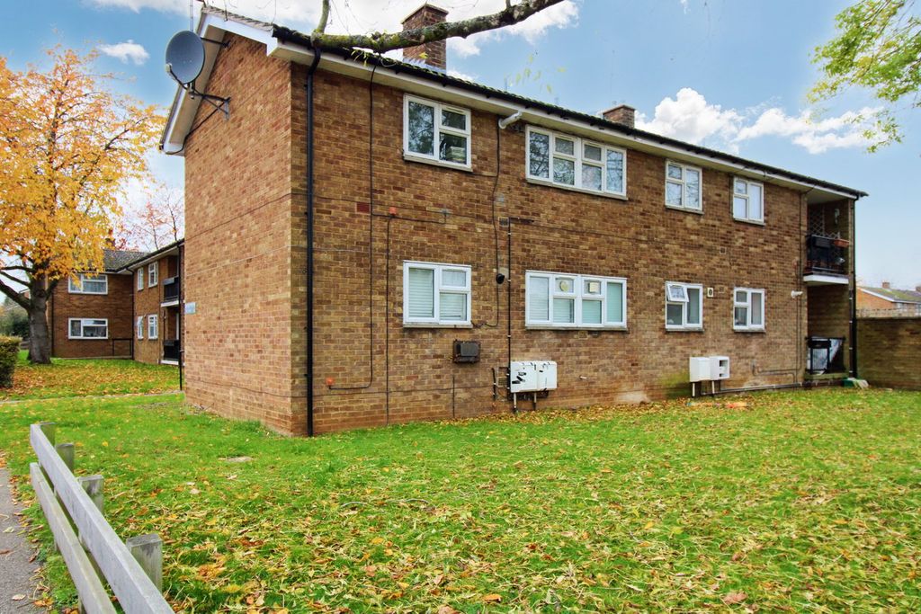 Property photo 1 of 8